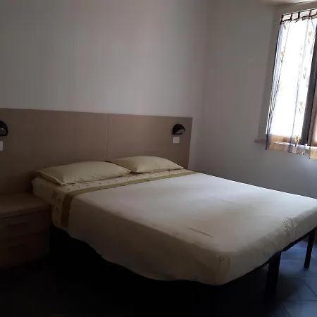 Apartahotel Désirée