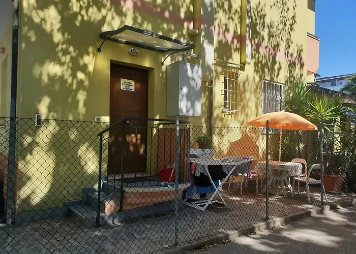 Aparthotel Désirée 4*