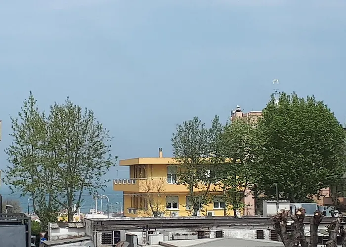 Aparthotel Desiree